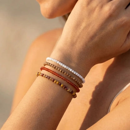 Bracelet Fin en Pierres Naturelles 4mm — Discret & Élégant