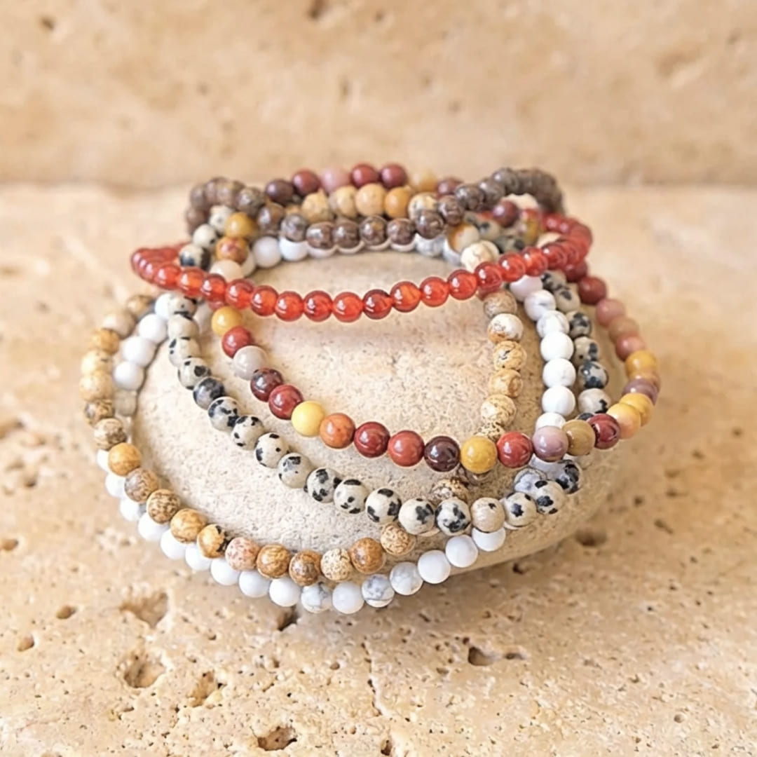 Bracelet Fin en Pierres Naturelles 4mm — Discret & Élégant