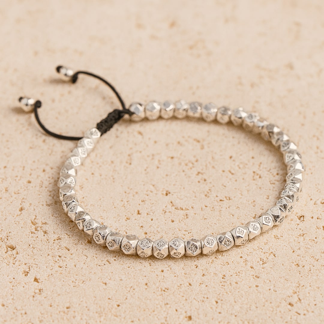 Bracelet "Harmonie Tibétaine" en Perles Facettées - Argent - L'Arbre des Chakras