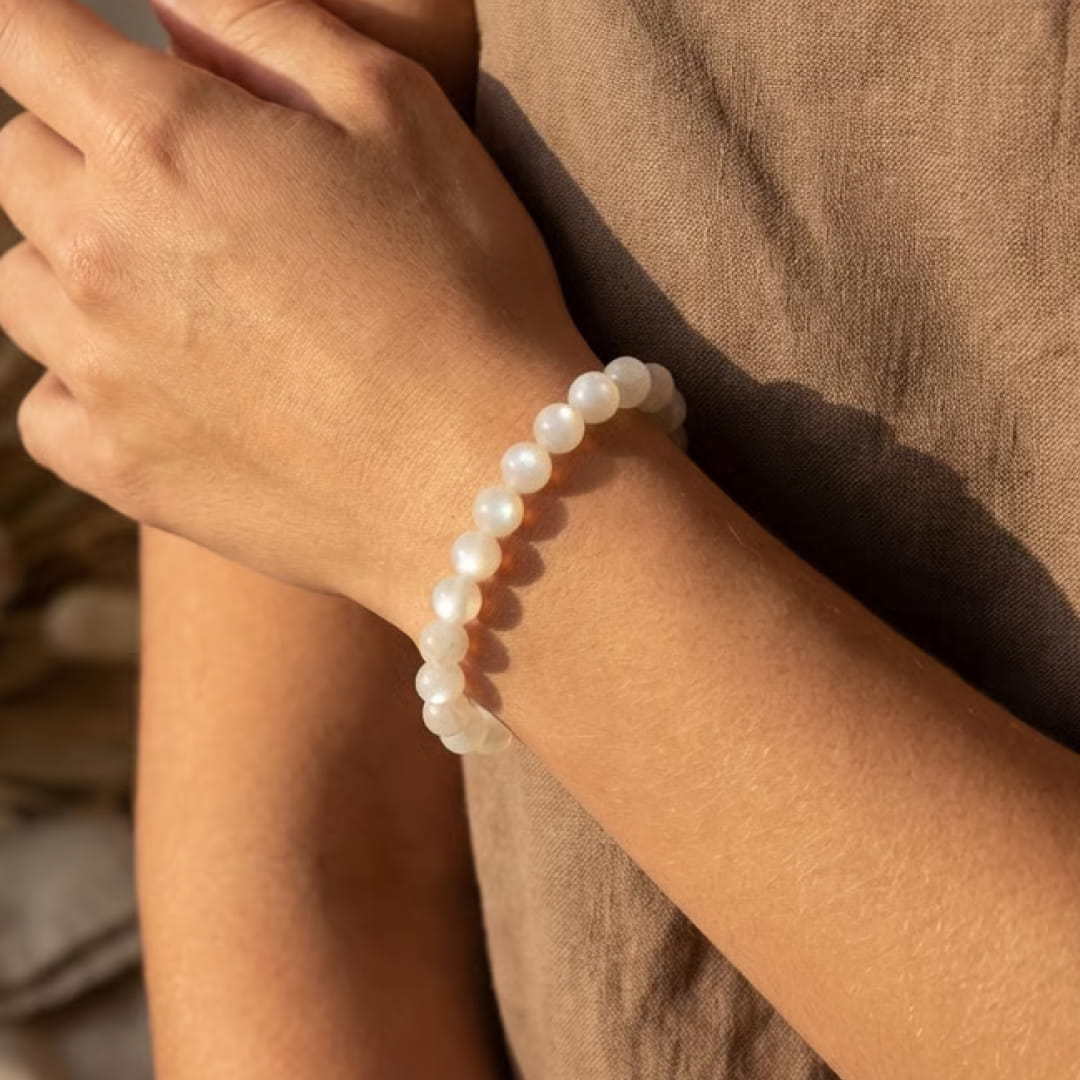 Bracelet Pierre de Lune — Intuition Féminine & Cycles de Vie