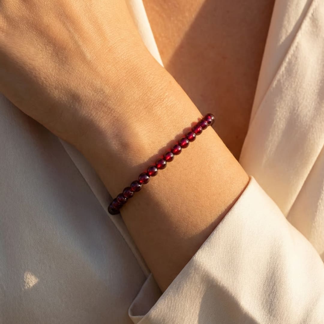 Bracelet Fin en Pierres Naturelles 4mm — Discret & Élégant