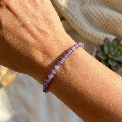 Bracelet Fin en Pierres Naturelles 4mm — Discret & Élégant