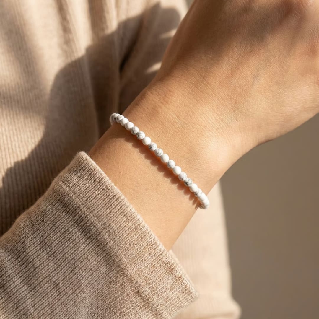 Bracelet Fin en Pierres Naturelles 4mm — Discret & Élégant