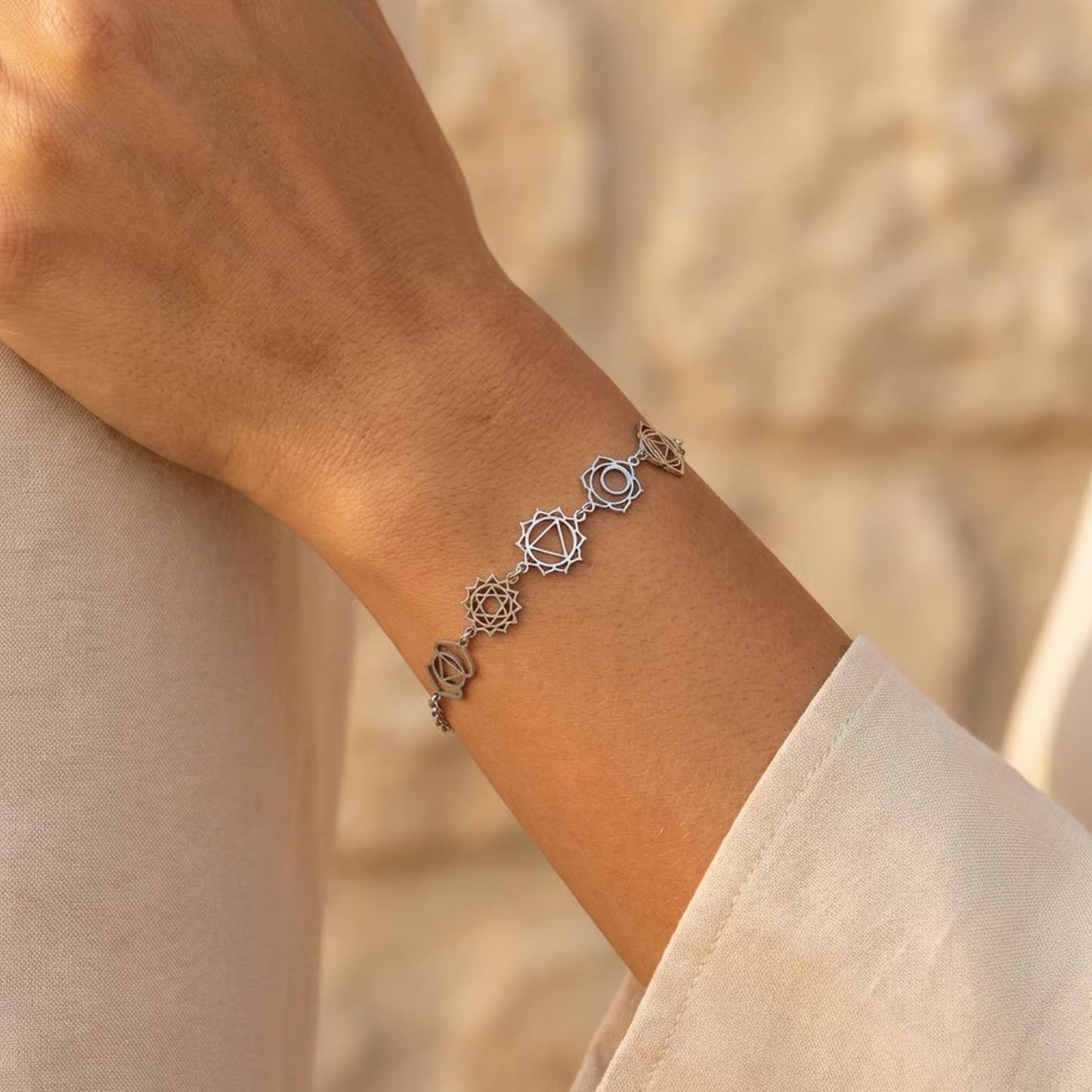 Bracelet Alignement 7 Chakras — Symboles Sacrés & Pierres Naturelles