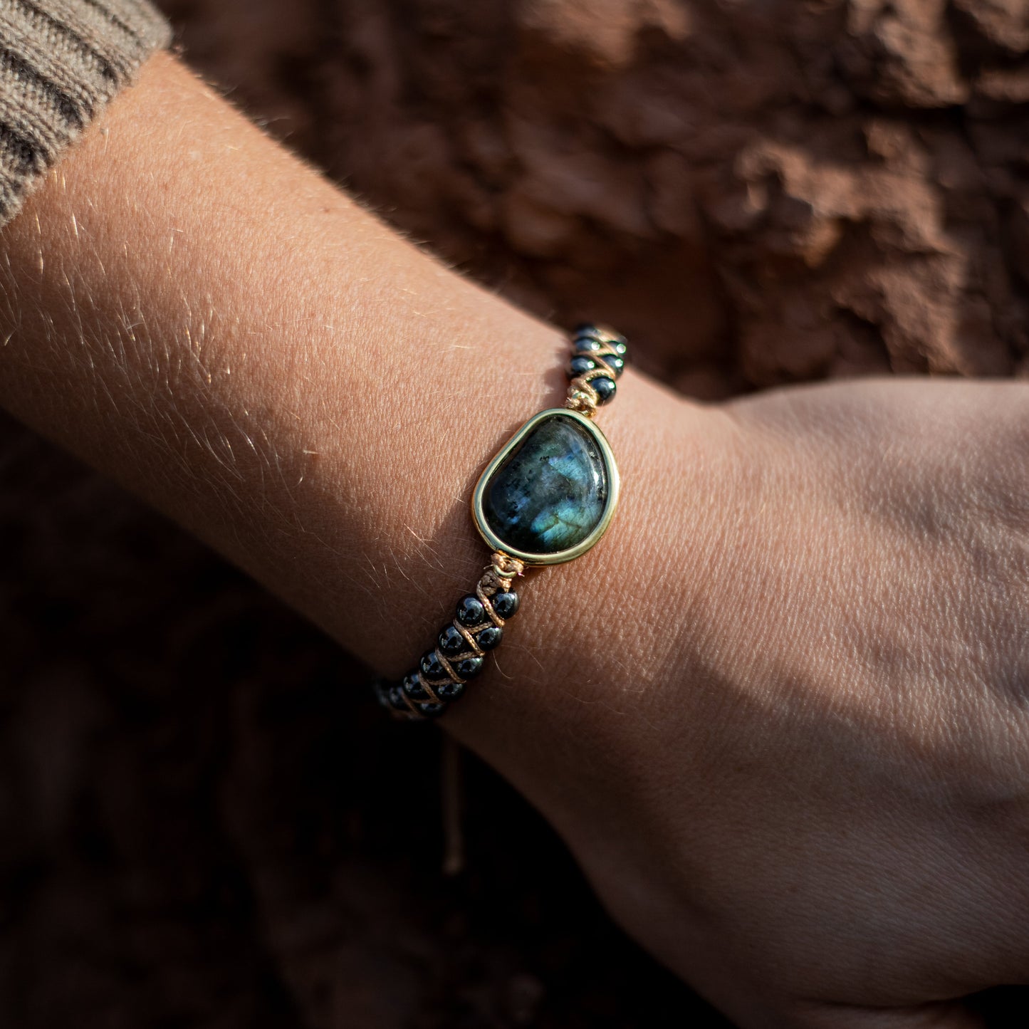 Bracelet Labradorite & Hématite — Œil Céleste & Ancrage
