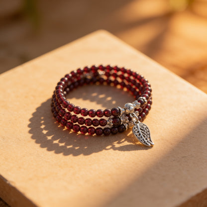 Bracelet Multi-Tours Grenat — Abondance, Passion & Vitalité