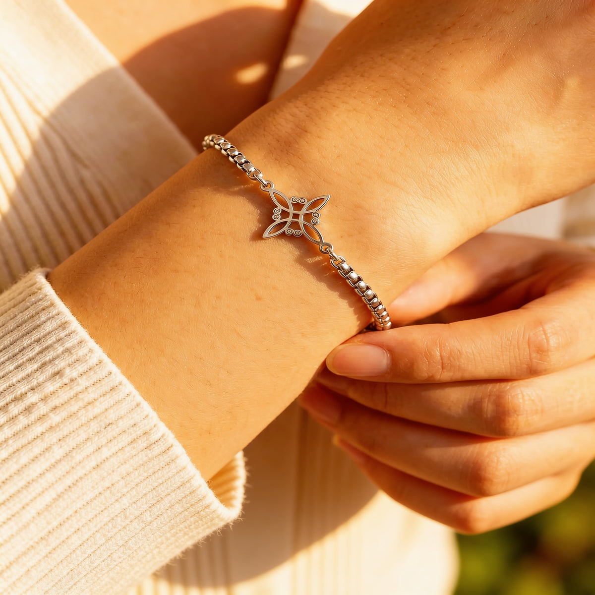Bracelet Nœud de Sorcière — Lien Sacré & Protection Mystique