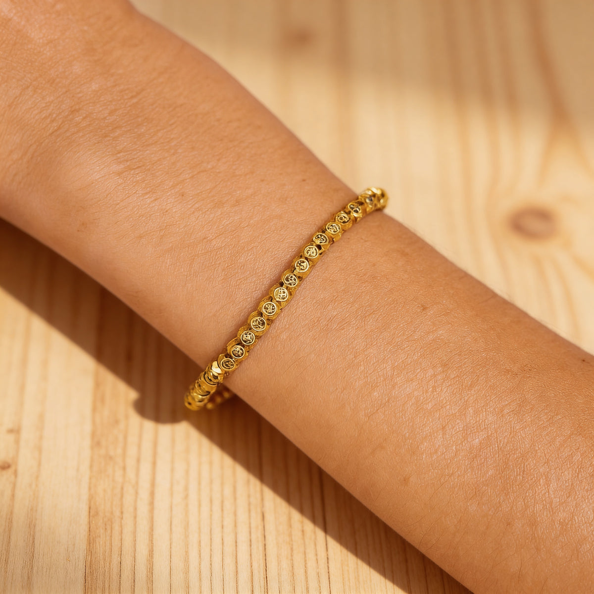 Bracelet Tibétain Perles Facettées — Harmonie & Connexion Spirituelle