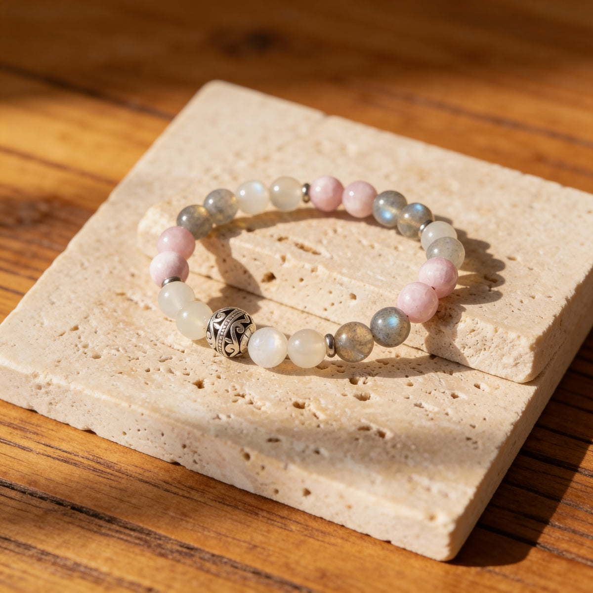 Bracelet Labradorite, Pierre de Lune & Kunzite — Énergie Féminine