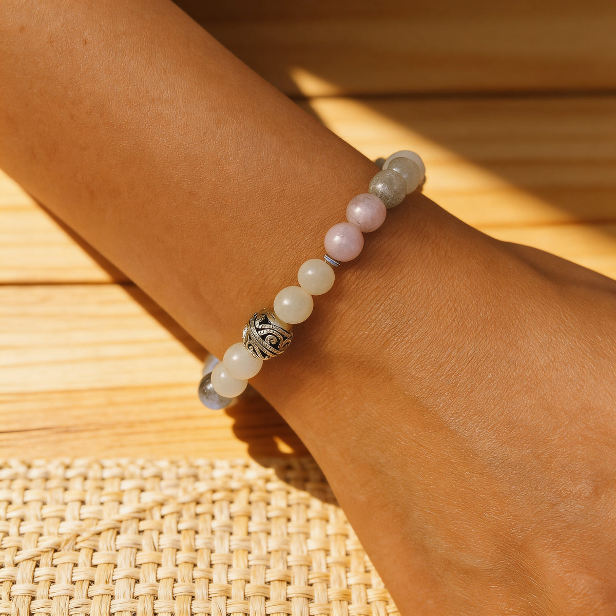 Bracelet Labradorite, Pierre de Lune & Kunzite — Énergie Féminine