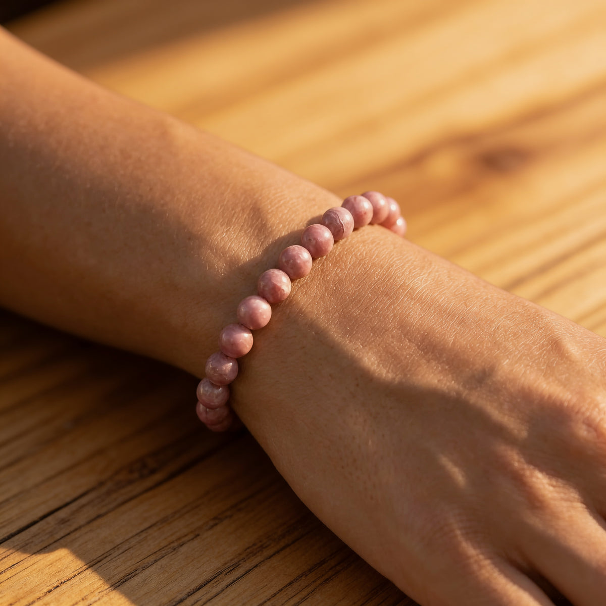 Bracelet Rhodonite — Amour de Soi & Guérison Émotionnelle