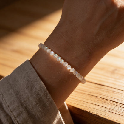 Bracelet Fin en Pierres Naturelles 4mm — Discret & Élégant