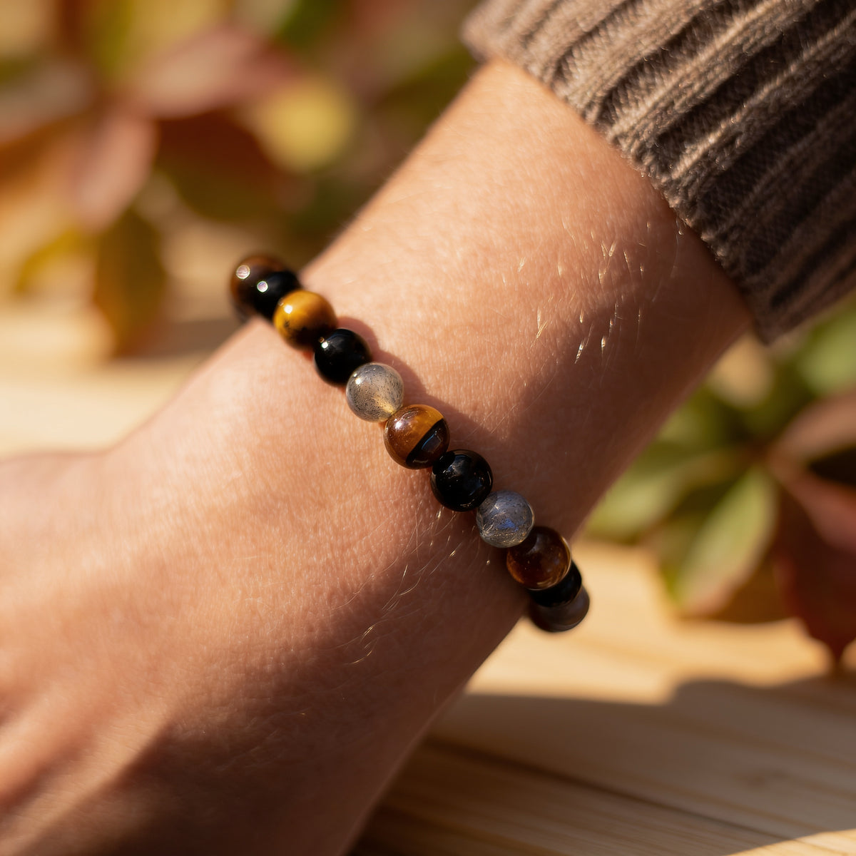 Bracelet Tourmaline, Œil de Tigre & Labradorite — Bouclier Complet